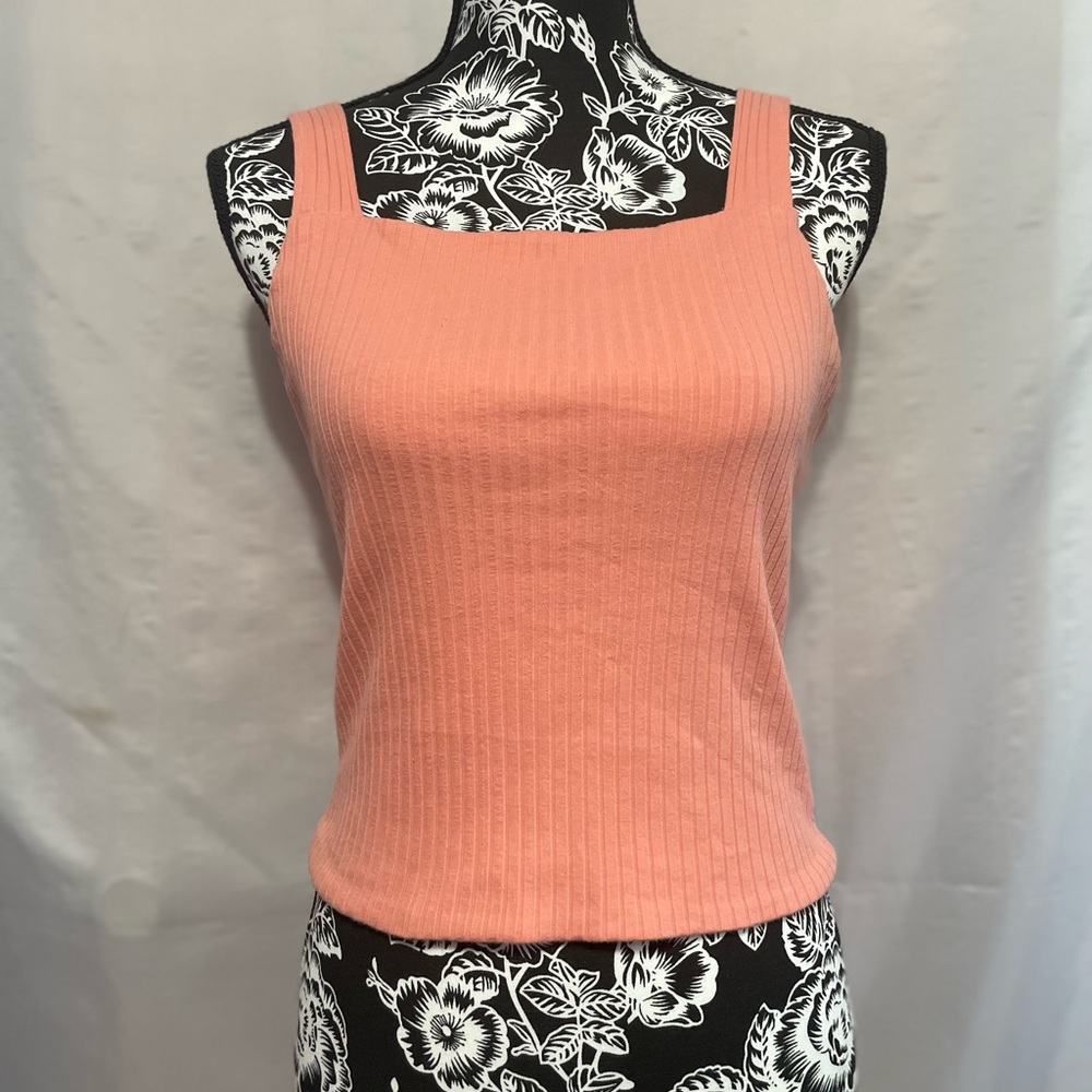 Cropped Tank Top